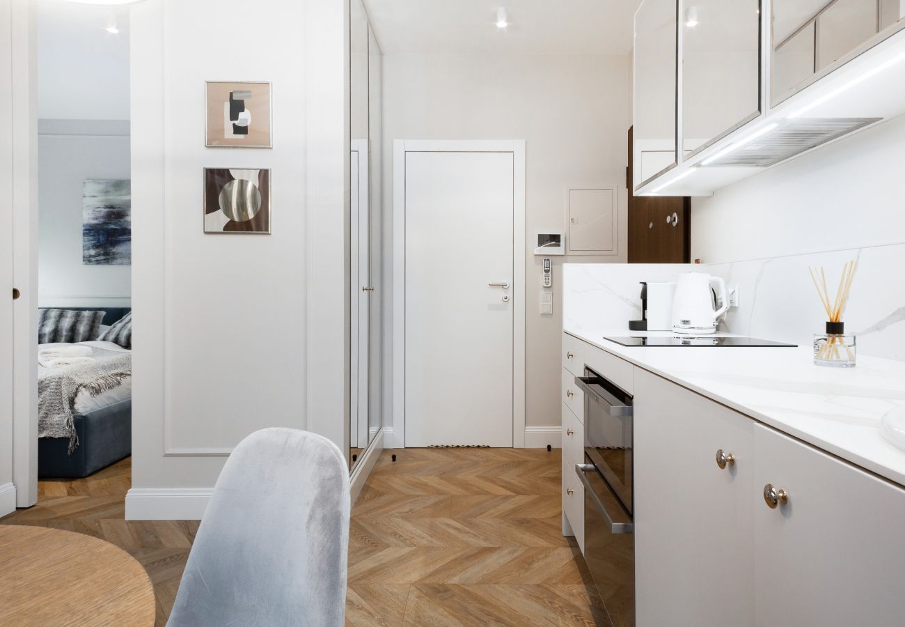 Ferienwohnung in Warszawa - Appartment im Warschau Mennica Residence 111 mit Frühstück