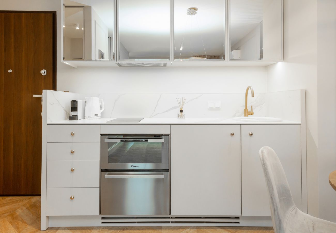 Ferienwohnung in Warszawa - Appartment im Warschau Mennica Residence 111 mit Frühstück