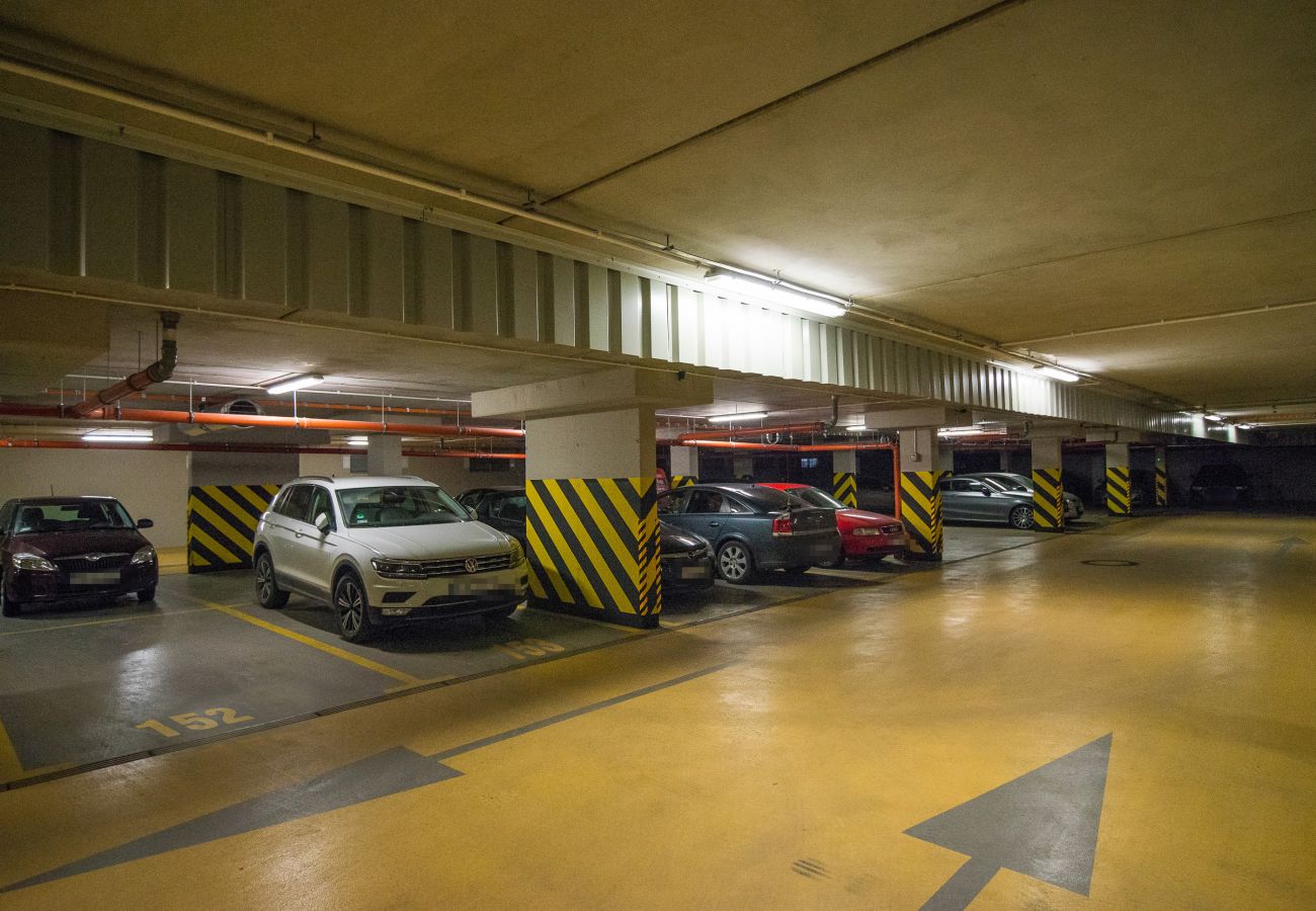 Garage, Wohnung, Parkplatz, Mehrfamilienhaus, Mehrfamilienhaus Interieur, Miete