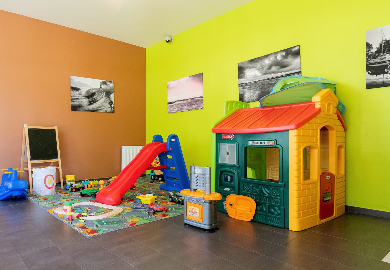 Spielplatz, Wohnung aussen, Wohnung, Interieur, Miete