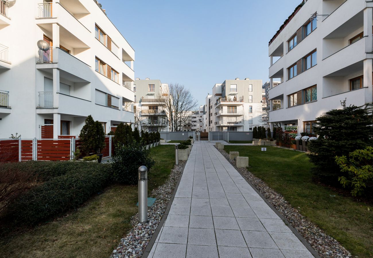 aussenansicht, wohnung, wohnung aussenansicht, wohnhaus, wohnhaus aussenansicht, miete