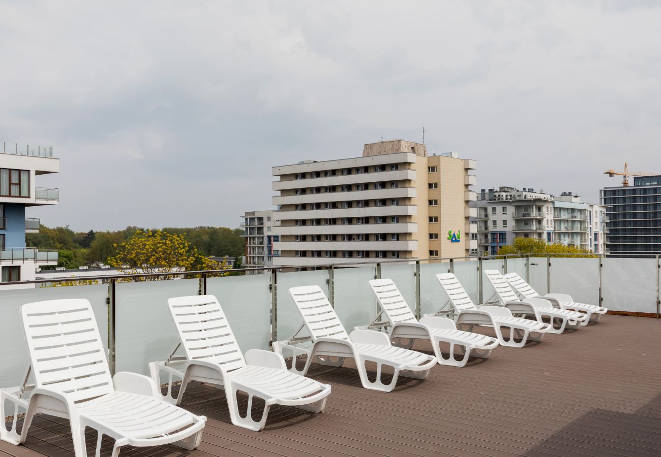 terrasse, sonnenbank, wohnung, aussicht von der terrasse, aussenansicht, wohnung aussenansicht, wohnhaus, miete