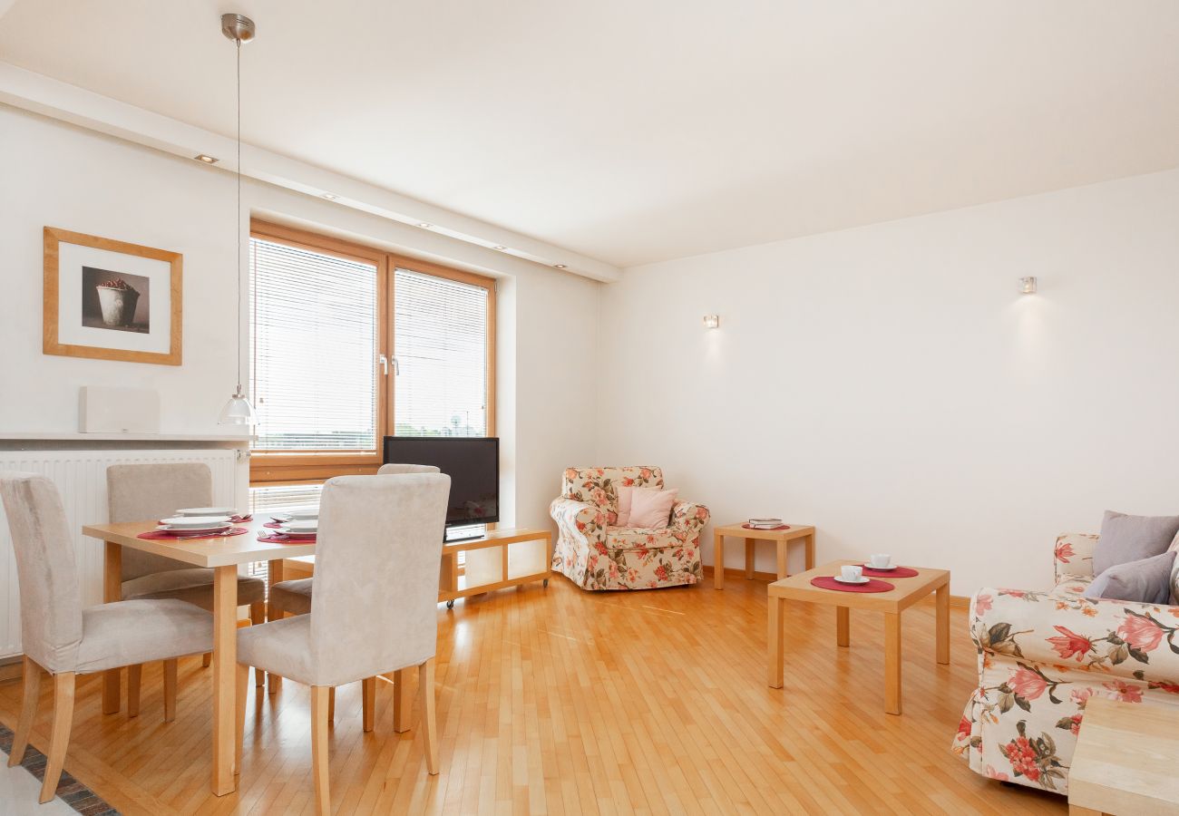 Ferienwohnung in Warszawa - Appartment Wilanowska 91 | WiFi, Garage, Fitnessraum, Haustiere erlaubt