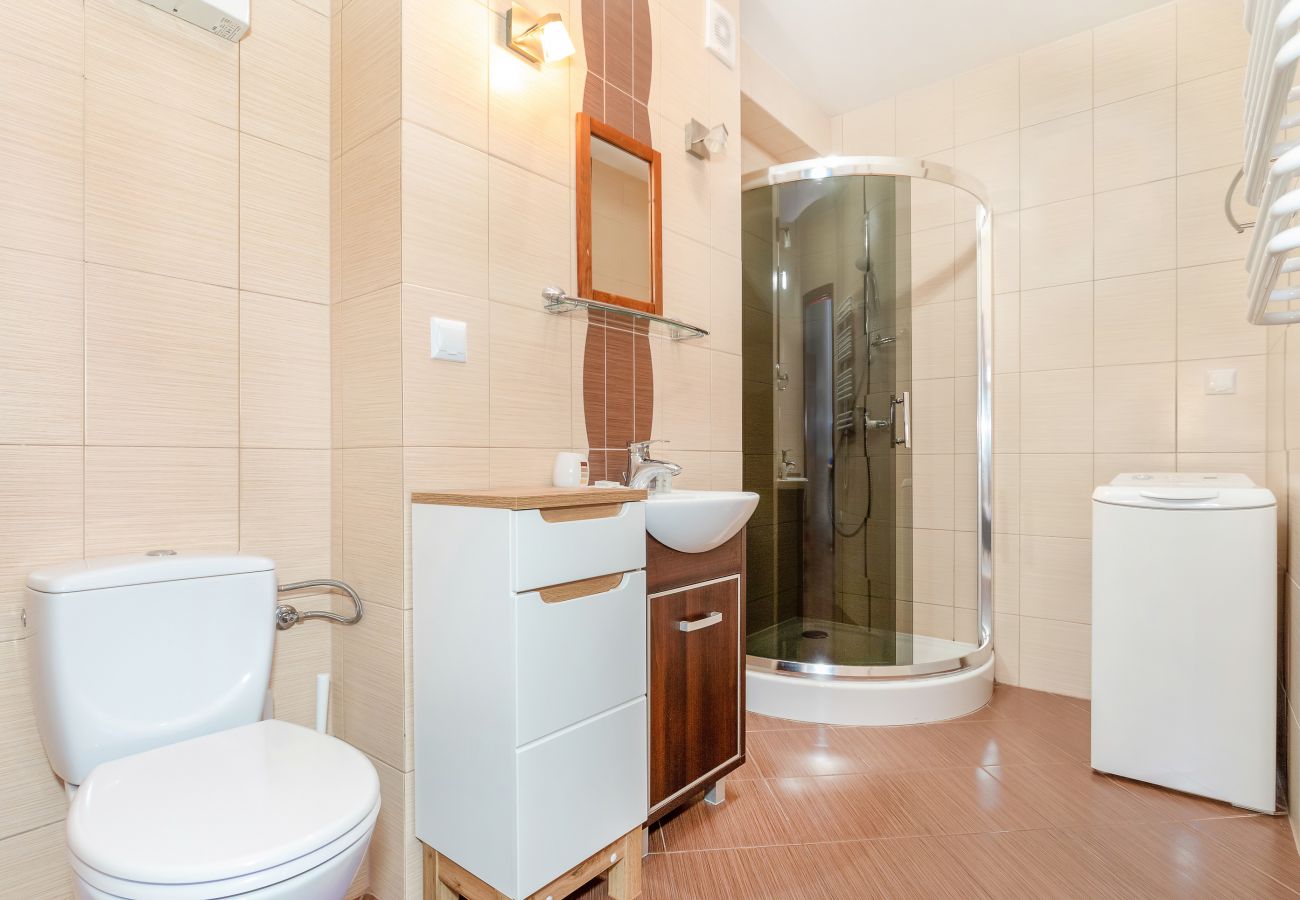 Wohnung, Vermietung, Bad, Dusche, WC, Waschmaschine