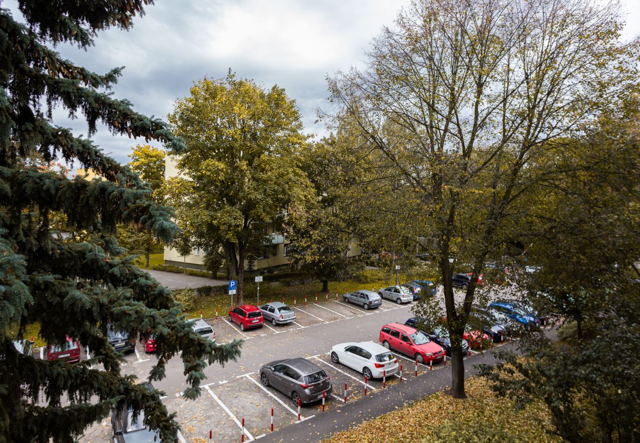 Ferienwohnung in Warszawa - Wohnung in Arabska 10 | 2 Schlafzimmer, Balkon