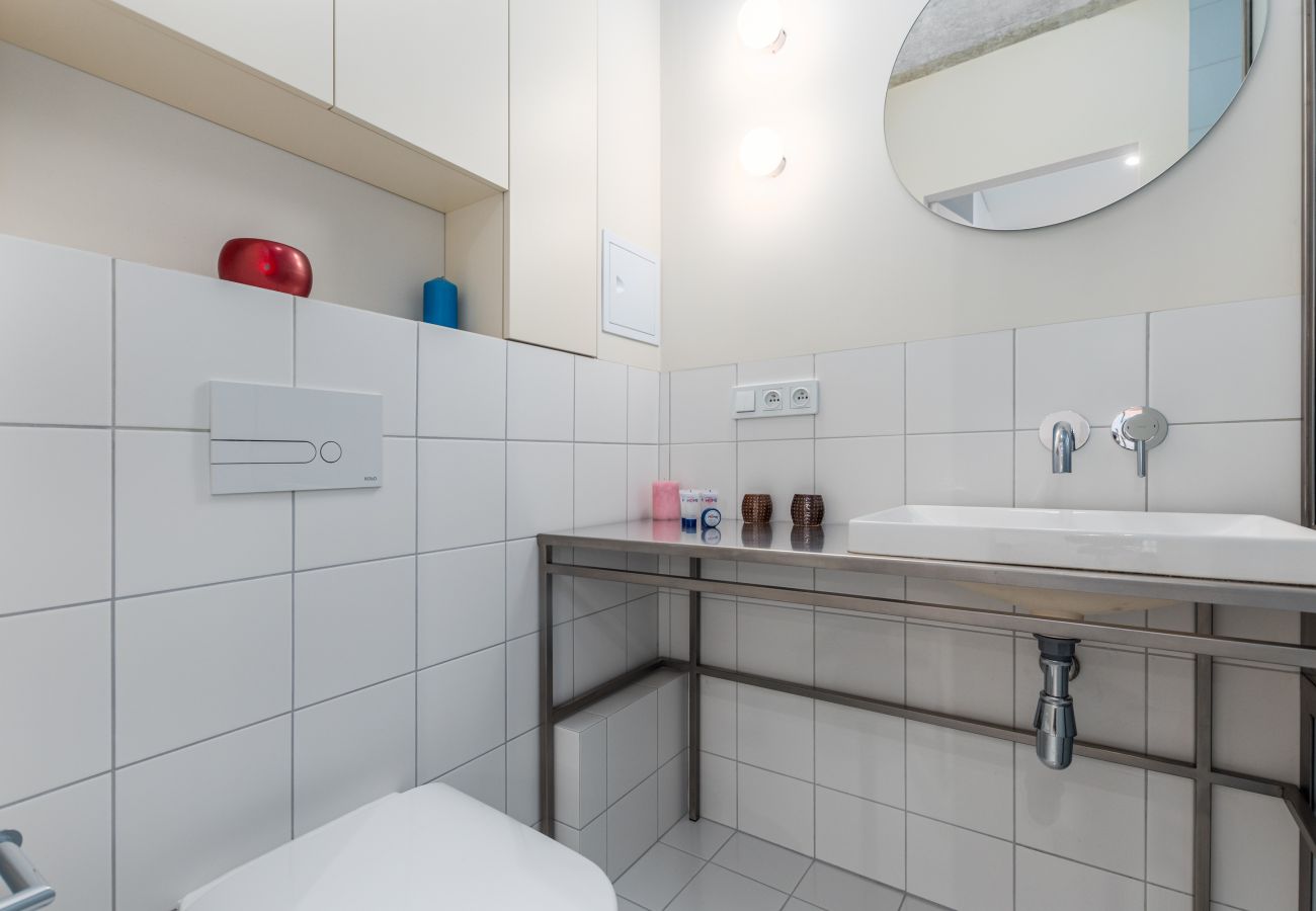 Ferienwohnung in Warszawa - Apartment mit 1 Schlafzimmer und Balkon | Dąbrowskiego