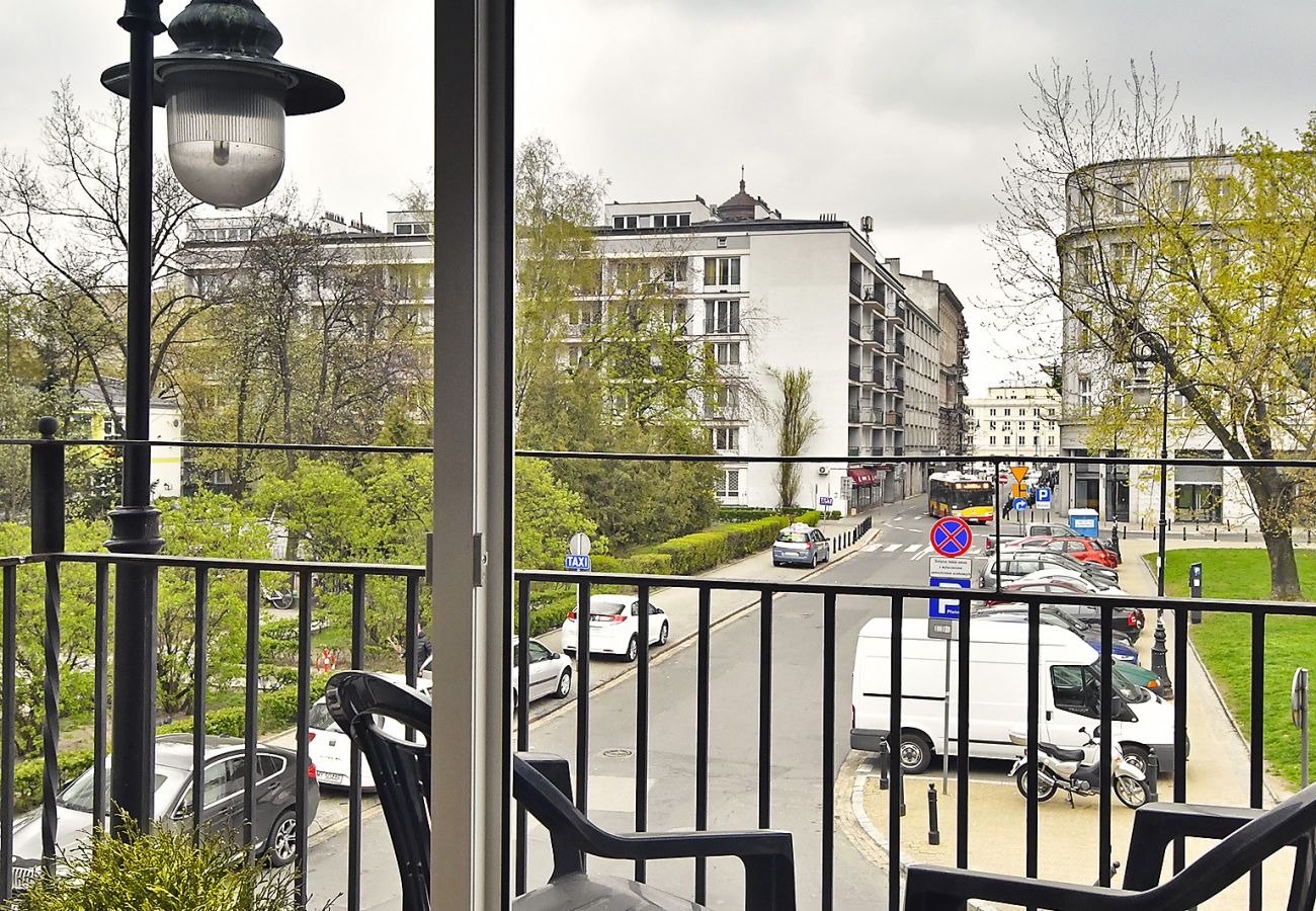 Ferienwohnung in Warszawa - Apartment mit 1 Schlafzimmer und Balkon | Dąbrowski-Platz