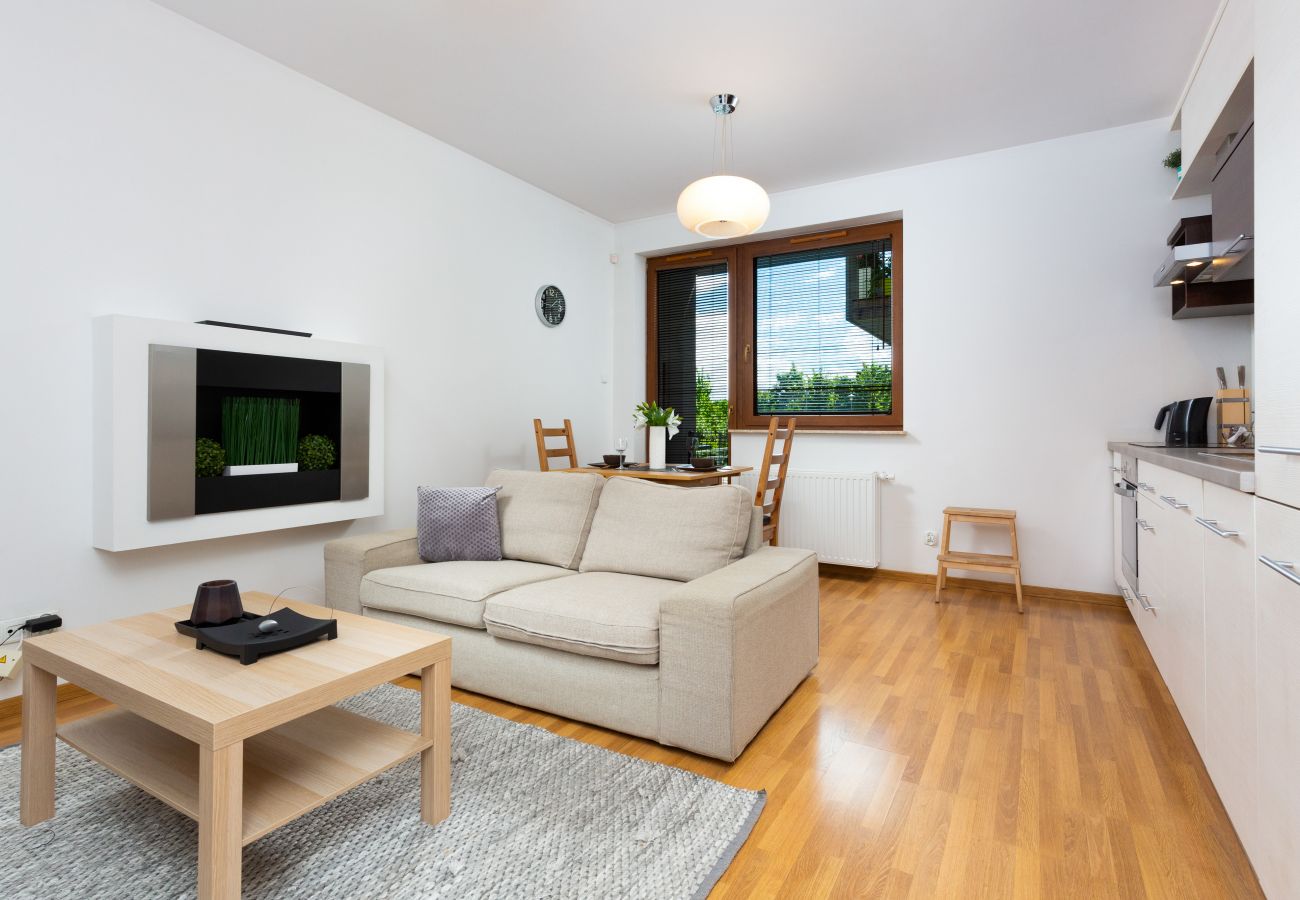 Ferienwohnung in Gdańsk - Platynowa, Gdańsk, 1bedroom, Garden, Smart TV