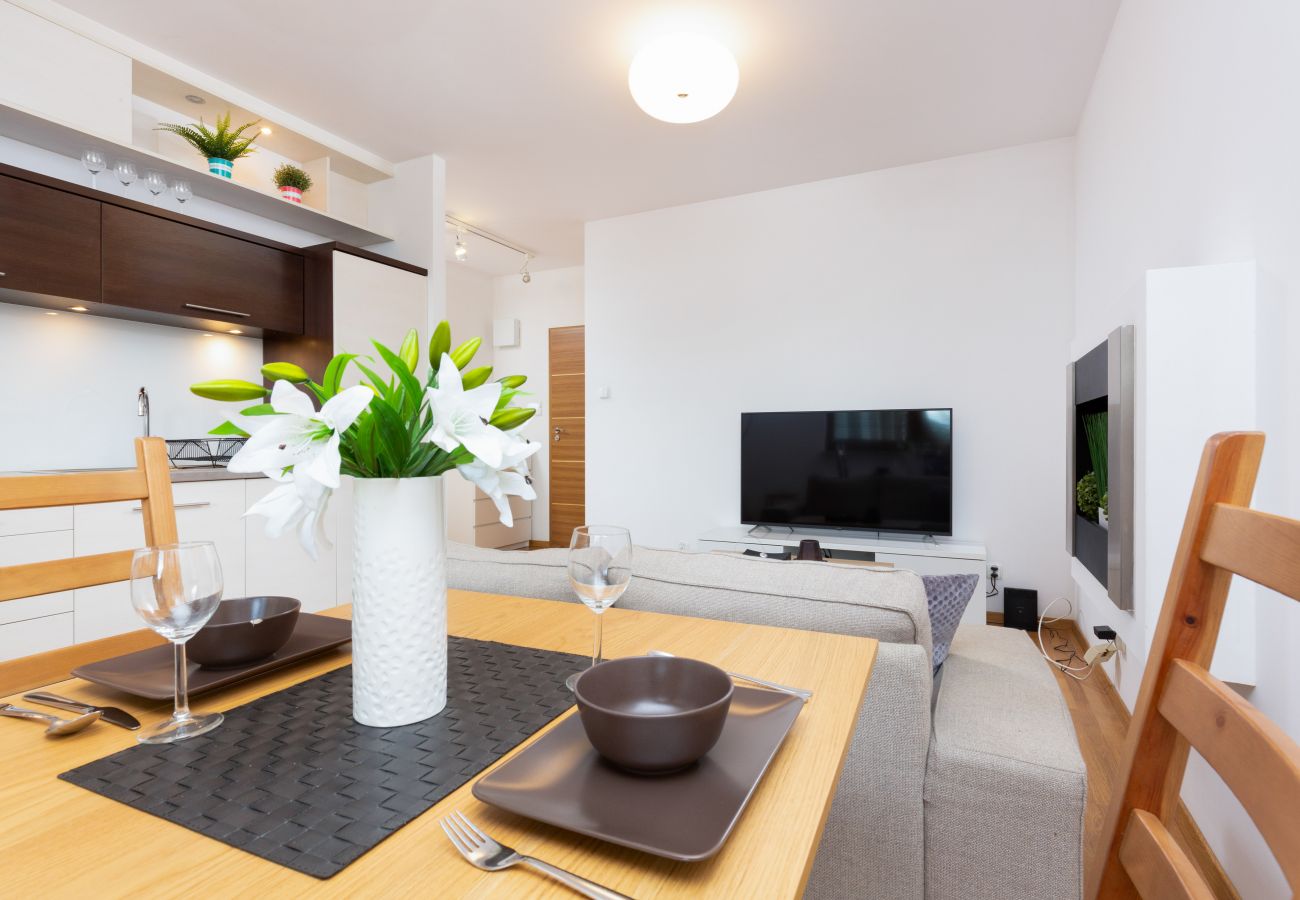 Ferienwohnung in Gdańsk - Platynowa, Gdańsk, 1bedroom, Garden, Smart TV