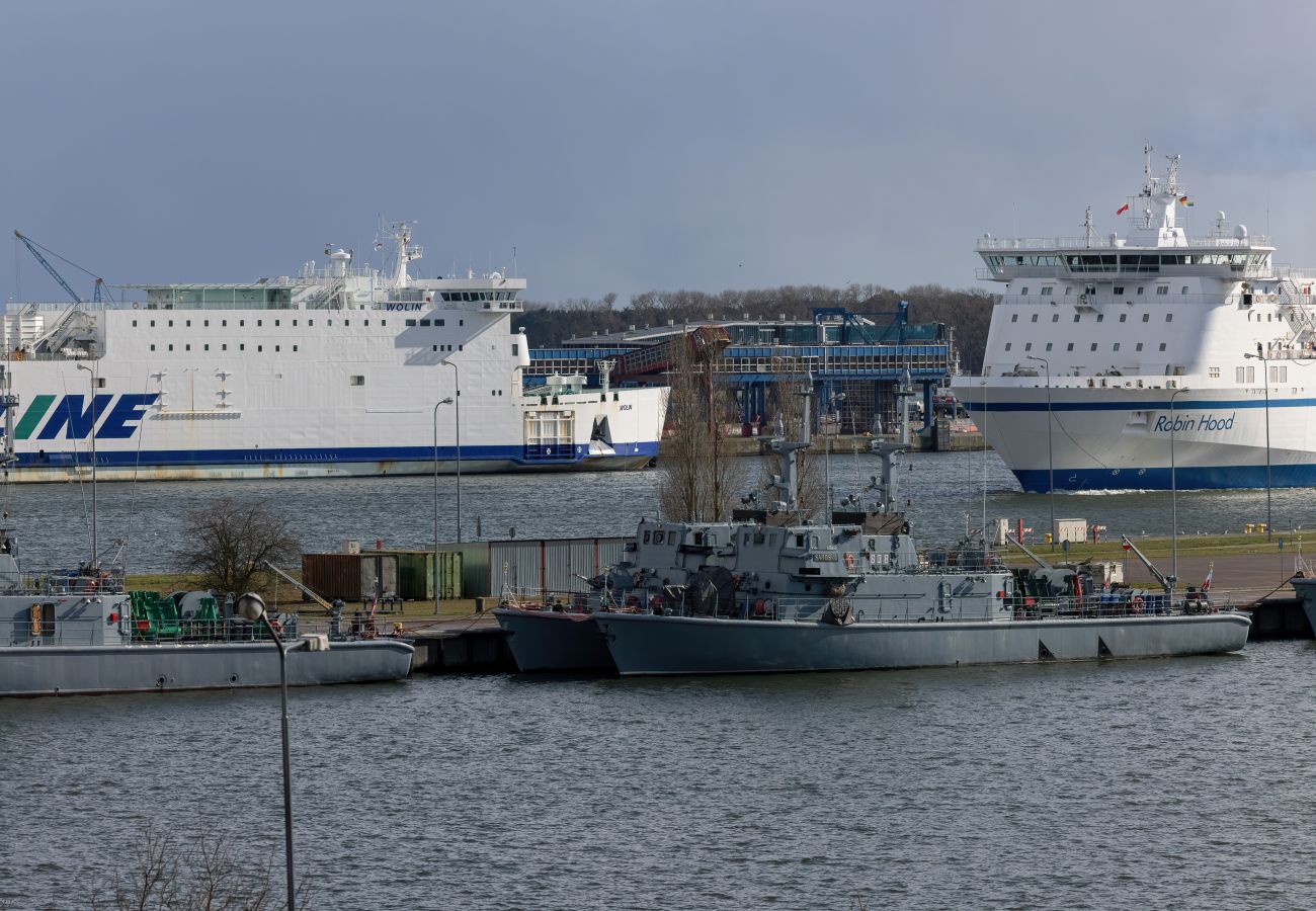 Ferienwohnung, Miete, Świnoujście, Blick auf den Fluss, Hafen, Świna, Urlaub, Ruhe, Wasser