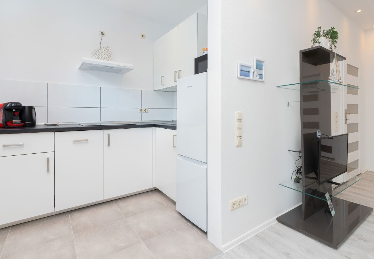 Ferienwohnung in Gdynia - Ein-Schlafzimmer-Apartment, Świętojańska 139, Gdynia Śródmieście