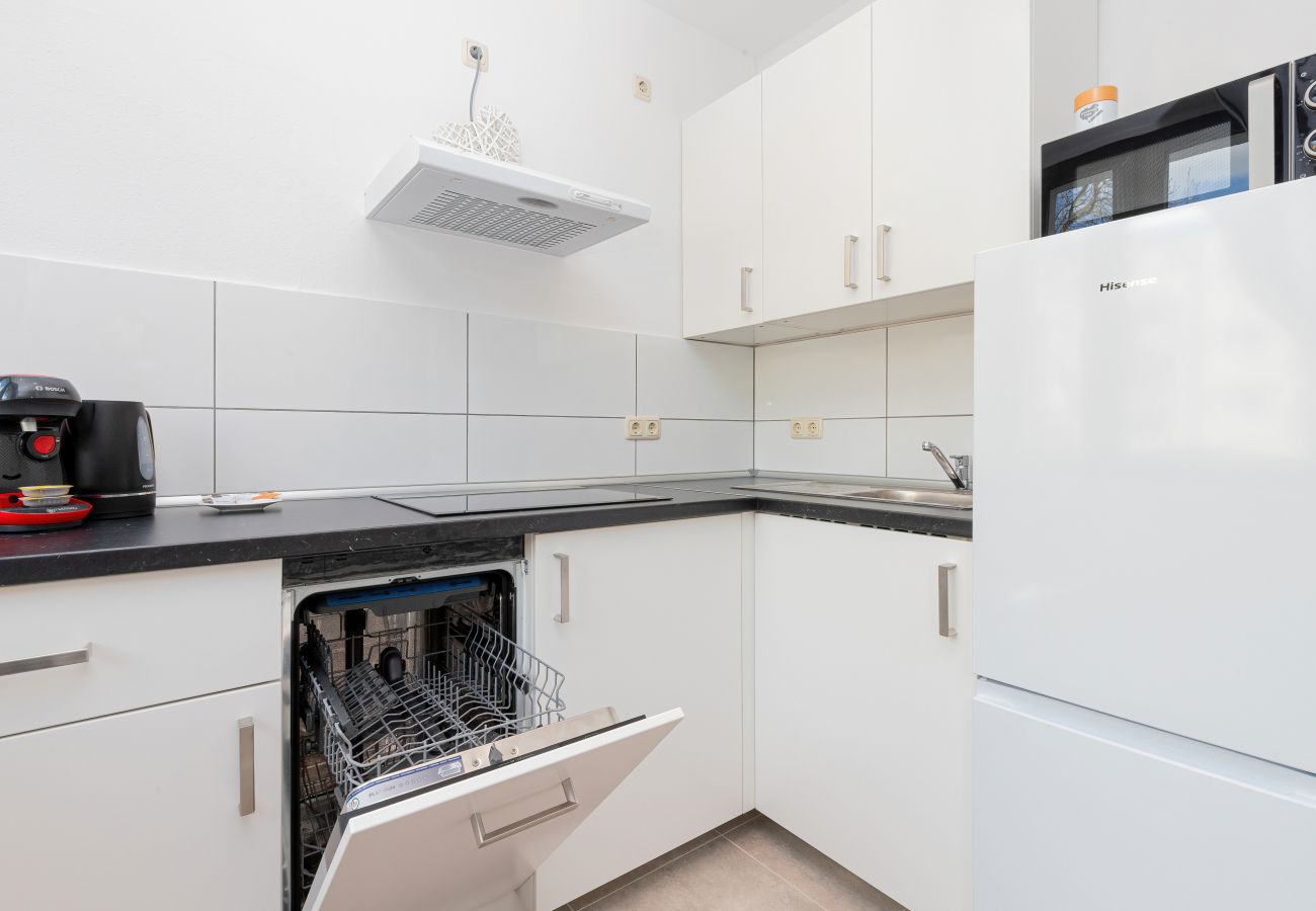 Ferienwohnung in Gdynia - Ein-Schlafzimmer-Apartment, Świętojańska 139, Gdynia Śródmieście