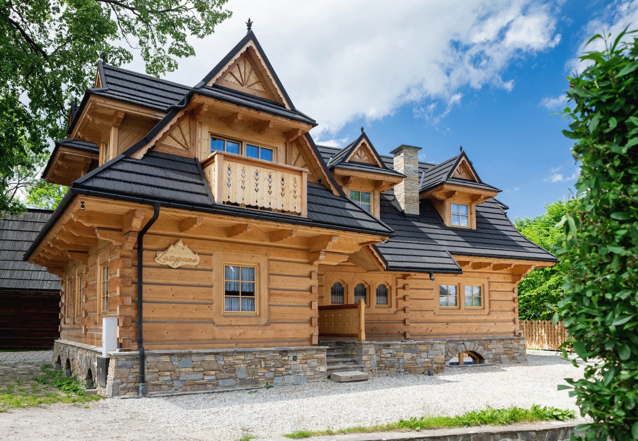 Haus zur Miete in Zakopane - Blick von der Straße