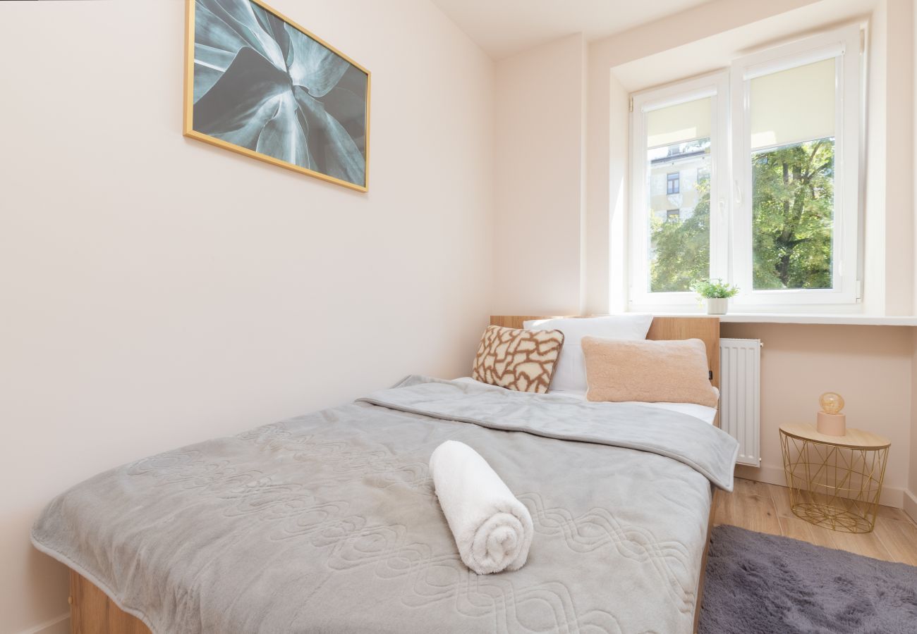 Ferienwohnung in Warszawa - Rejtana 2/1 Apartment mit 2 Schlafzimmern | Warschau Mokotów