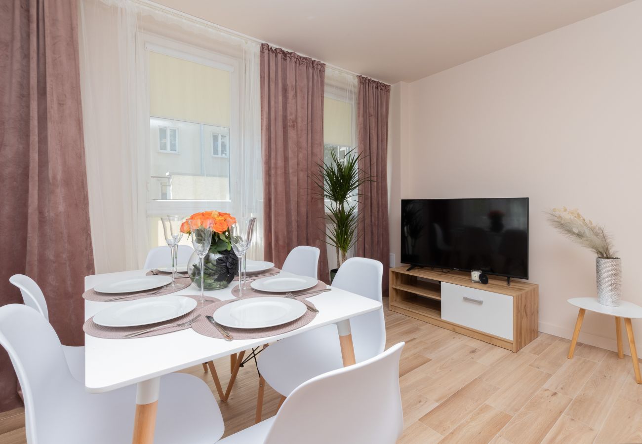 Ferienwohnung in Warszawa - Rejtana 2/1 Apartment mit 2 Schlafzimmern | Warschau Mokotów