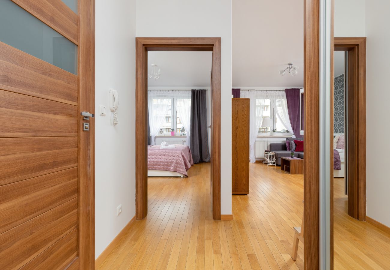 Ferienwohnung in Warszawa - Skoroszewska 5a / 23 Wohnung mit Parkplatz und Balkon | Warschau Ursus