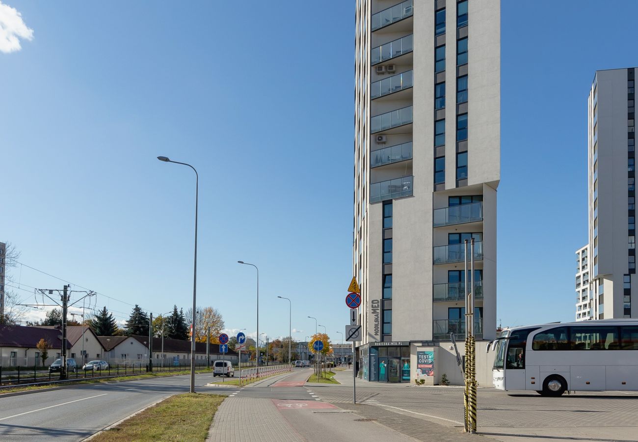 Ferienwohnung in Kraków - Mogilska 120B/41, Prestige-Wohnung mit 2 Schlafzimmern und Parkplatz, Krakau