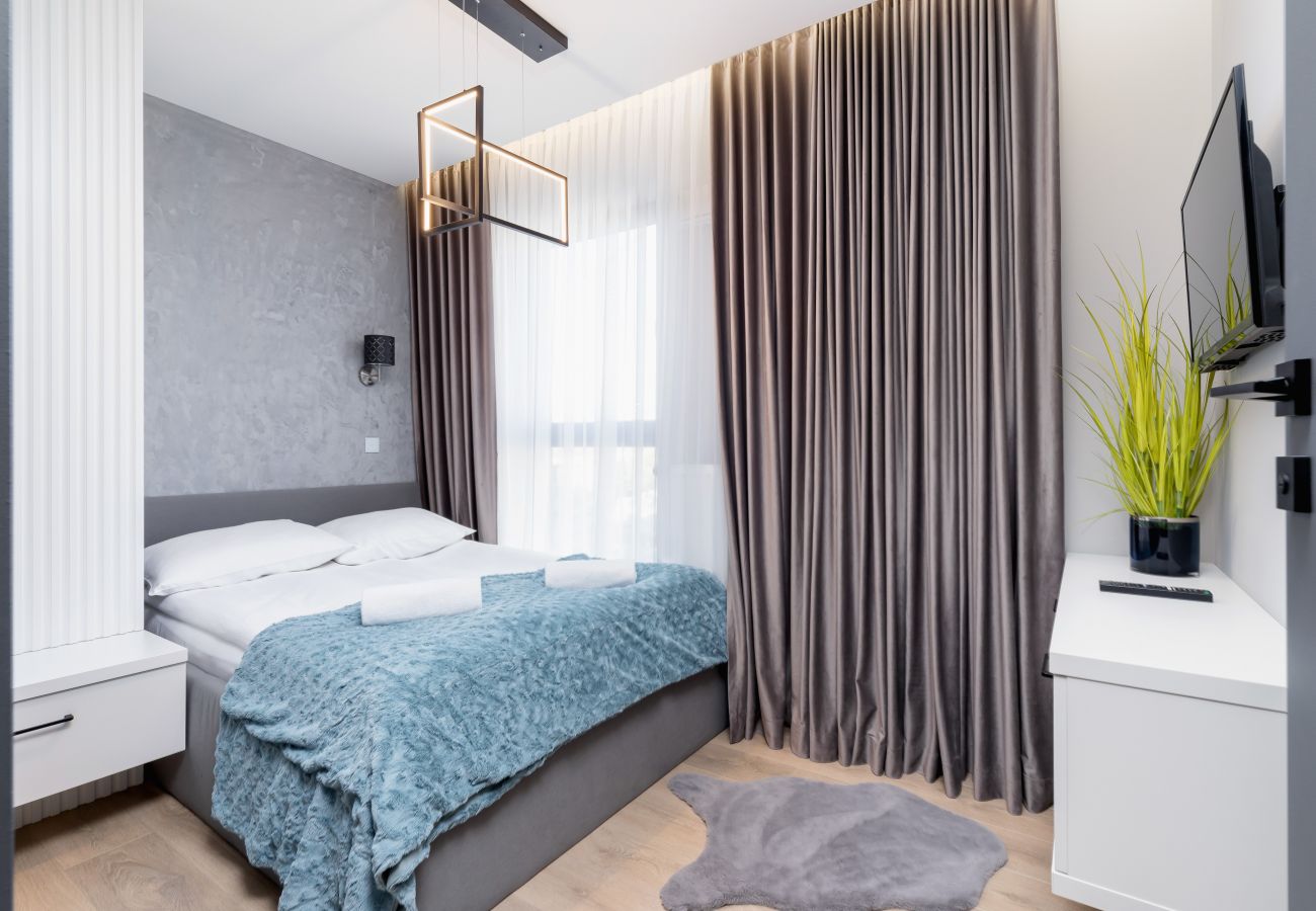 Ferienwohnung in Kraków - Mogilska 120B/41, Prestige-Wohnung mit 2 Schlafzimmern und Parkplatz, Krakau