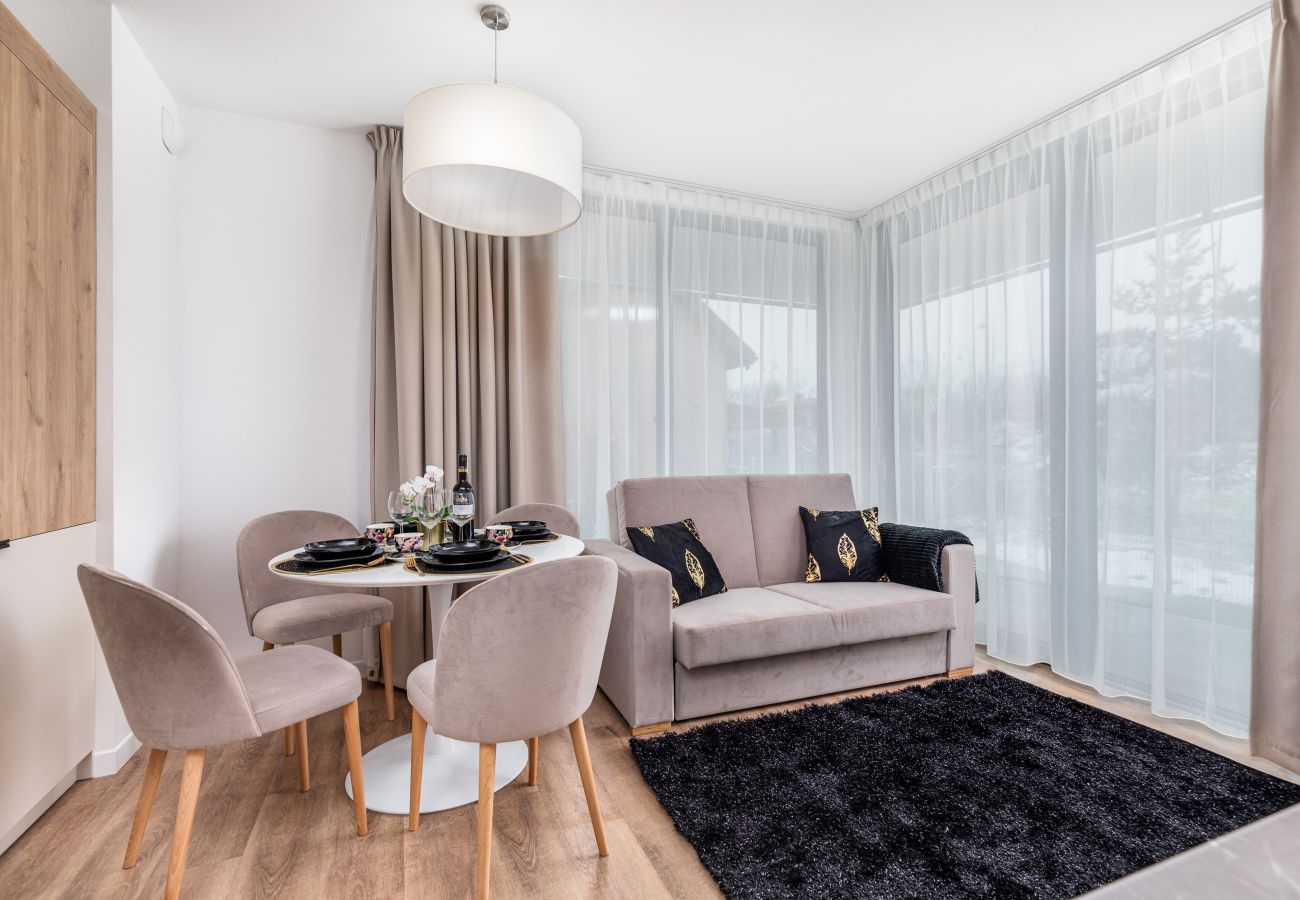 Ferienwohnung in Mielno - 54 / 5 000 Wyniki tłumaczenia Jantaris A1 | Apartment mit zwei Schlafzimmern und einer Terrasse 