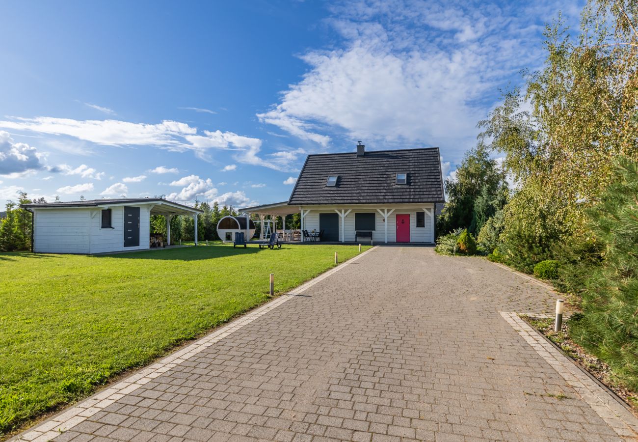 Ferienhaus in Zastań - Haus Don Cornello Zastań - 3 Schlafzimmer, 2 Badezimmer, Garten