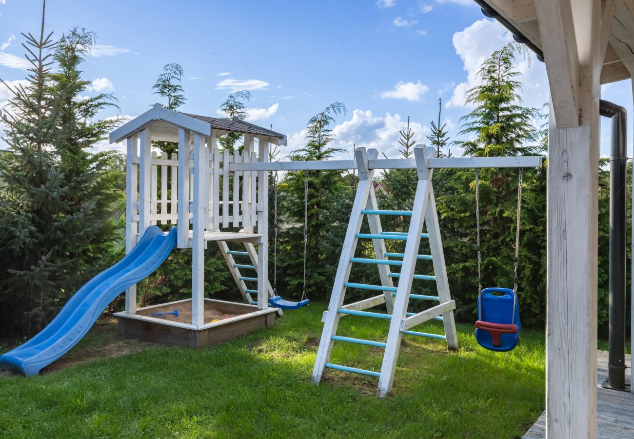 Ferienhaus in Zastań - Haus Don Cornello Zastań - 3 Schlafzimmer, 2 Badezimmer, Garten