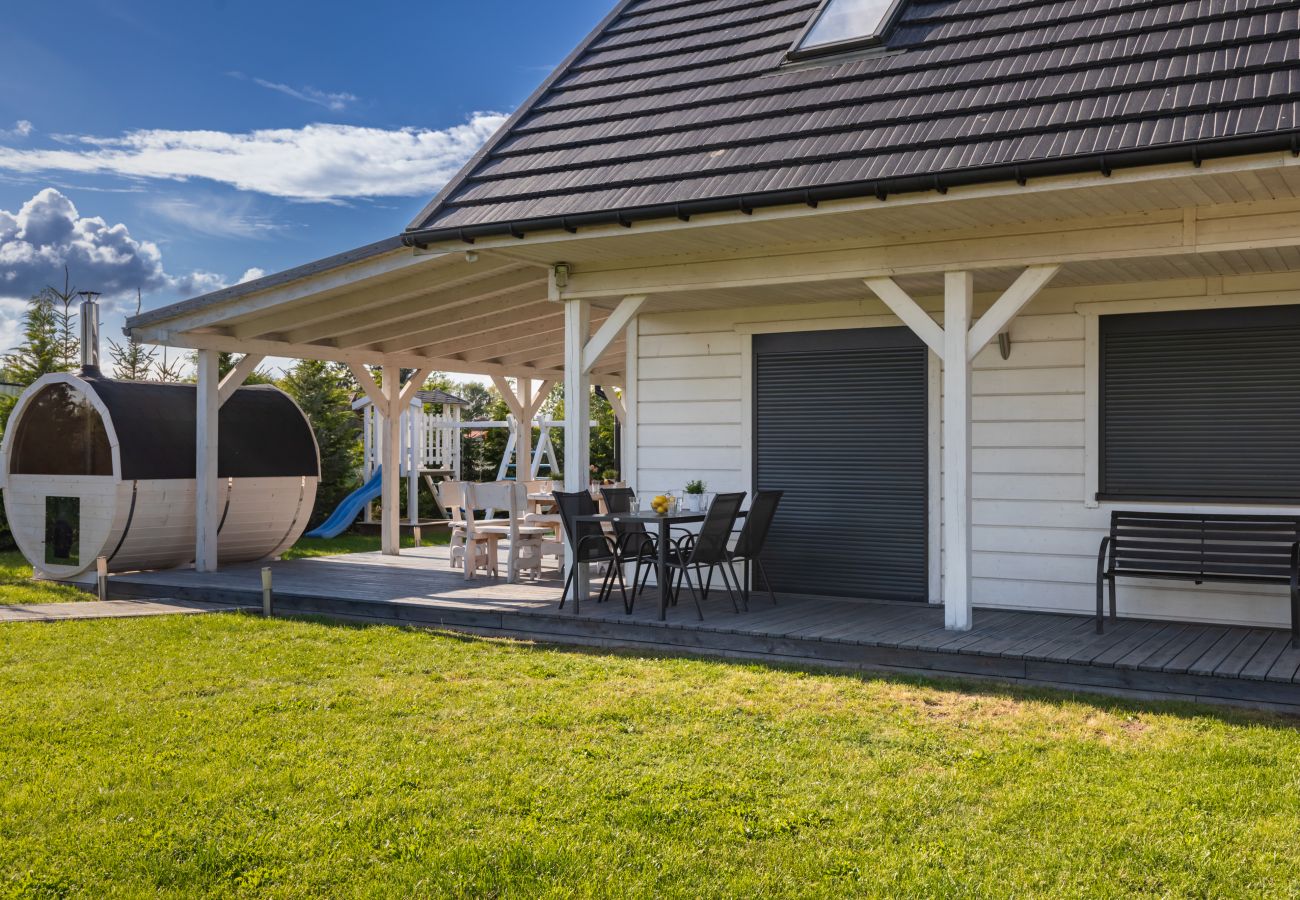 Ferienhaus in Zastań - Haus Don Cornello Zastań - 3 Schlafzimmer, 2 Badezimmer, Garten