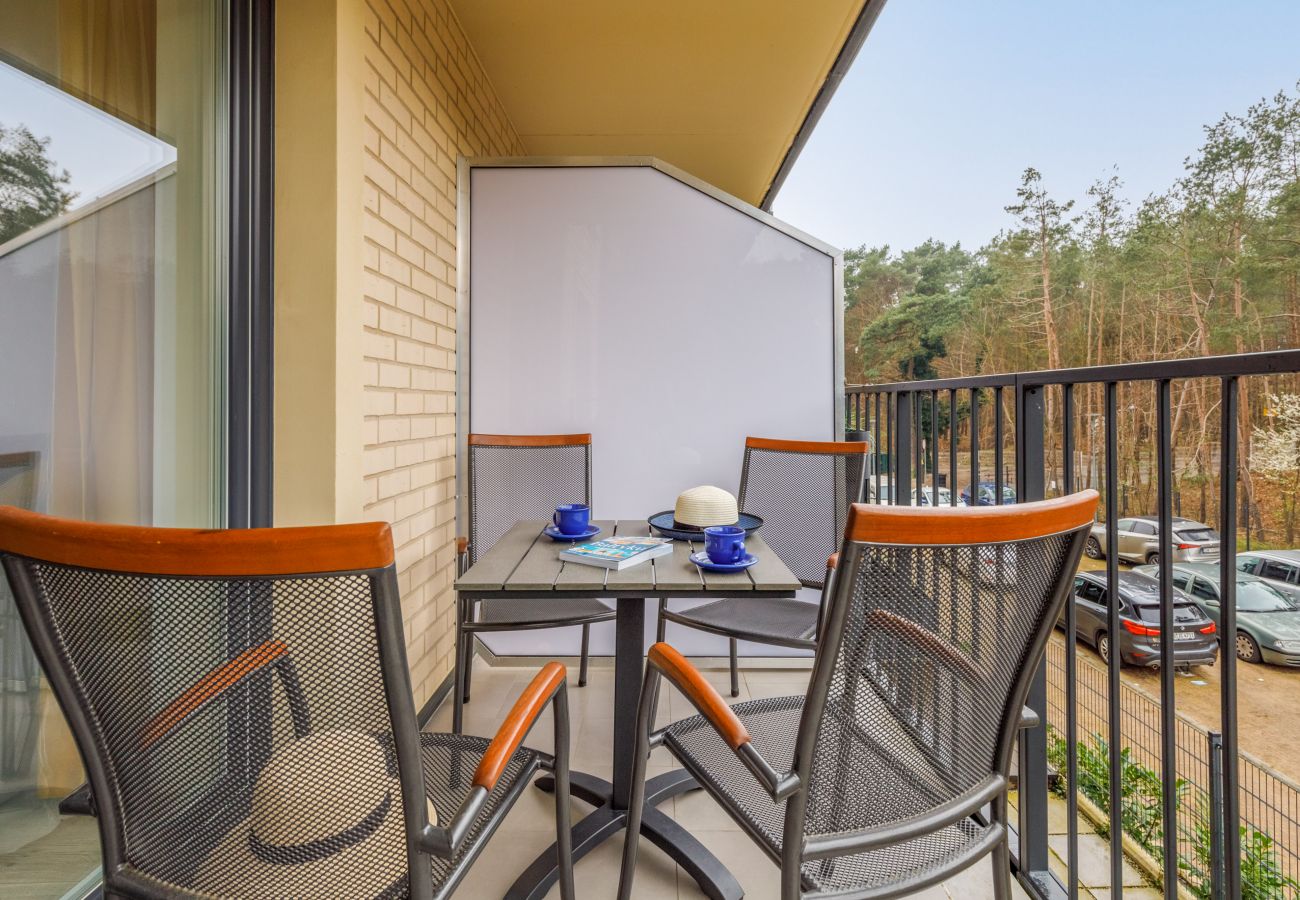 Ferienwohnung in Międzywodzie -  Na Wydmach B17 - Apartment mit einem Schlafzimmer und Balkon