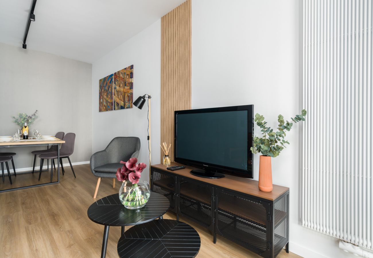 Ferienwohnung in Poznań - Św. Wawrzyńca 15/108, 1 Schlafzimmer, Balkon, Parkingplatz