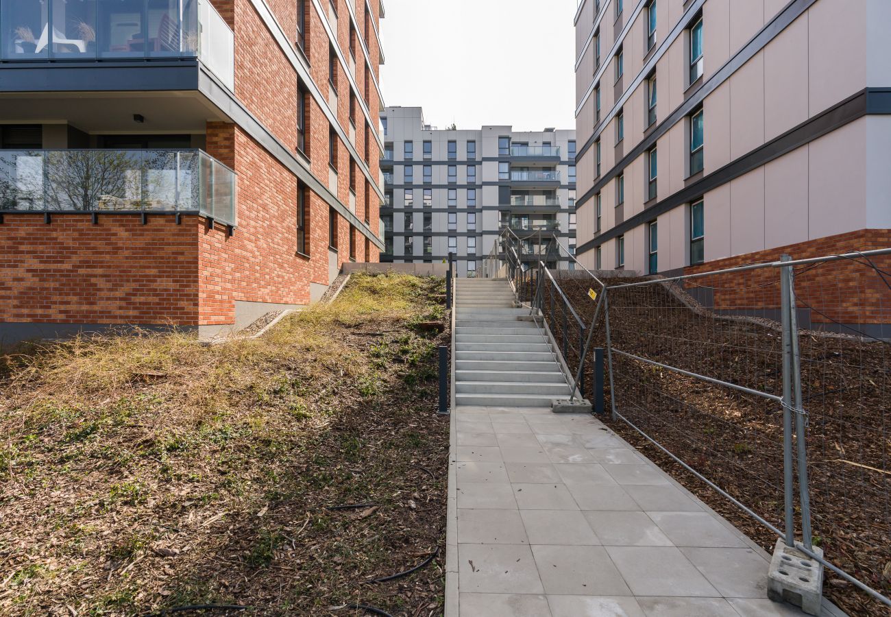 Ferienwohnung in Poznań - Św. Wawrzyńca 15/108, 1 Schlafzimmer, Balkon, Parkingplatz