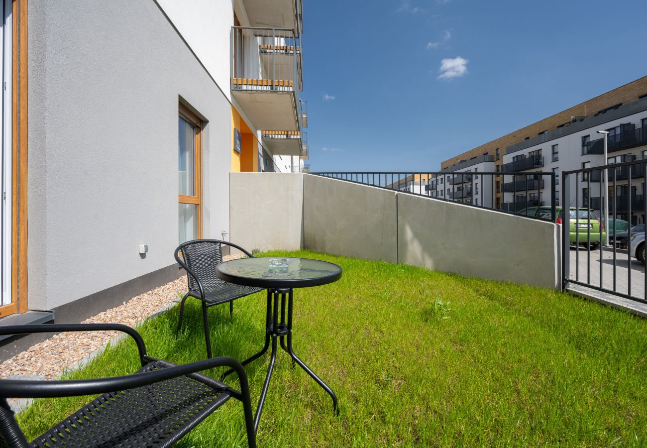 Ferienwohnung in Wrocław - Kajdasza 32 | Moderne Ein-Zimmer-Wohnung mit Terrasse und Parkplatz