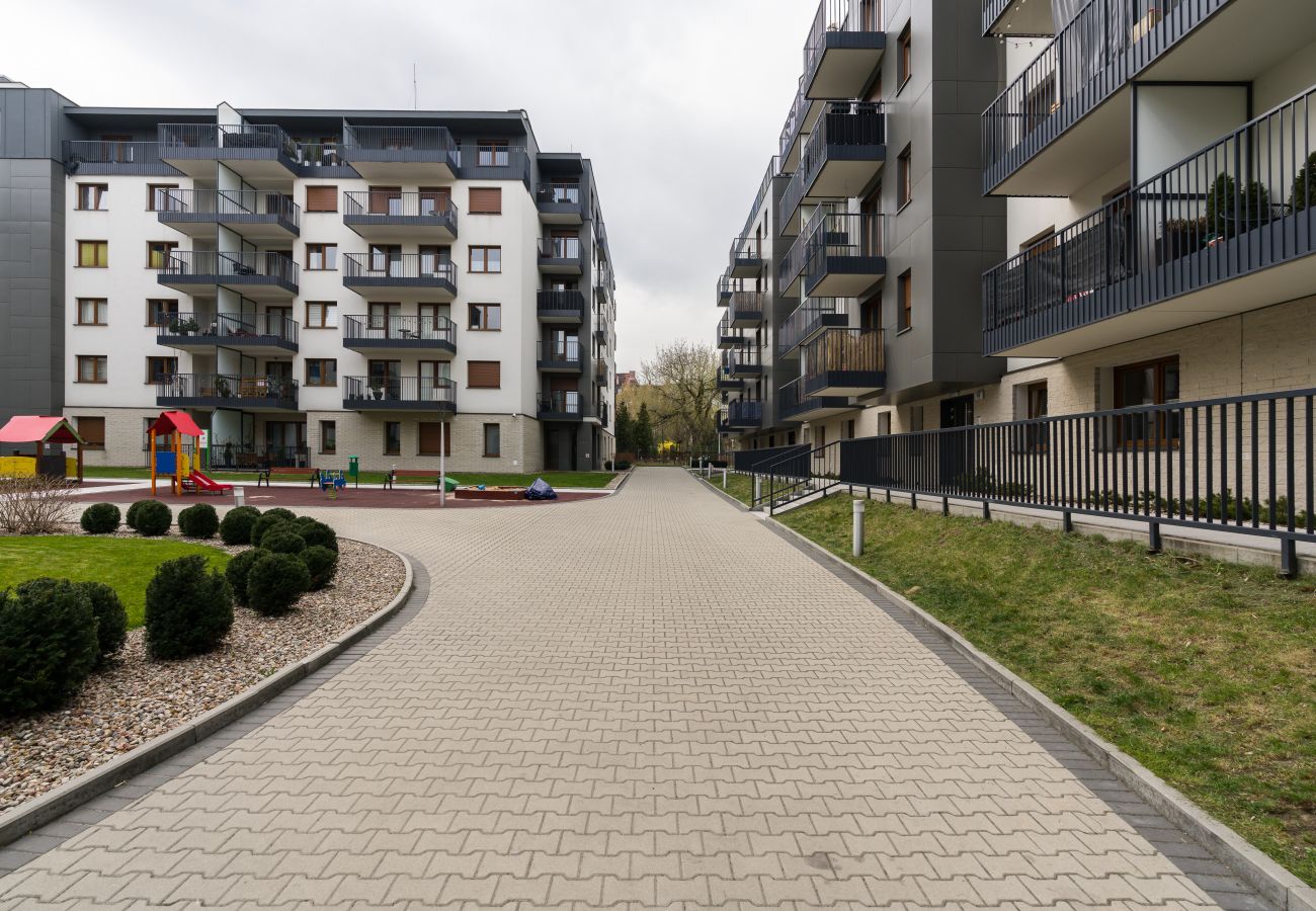 Ferienwohnung in Poznań - Różana 19/131, 1 Schlafzimmer, Balkon