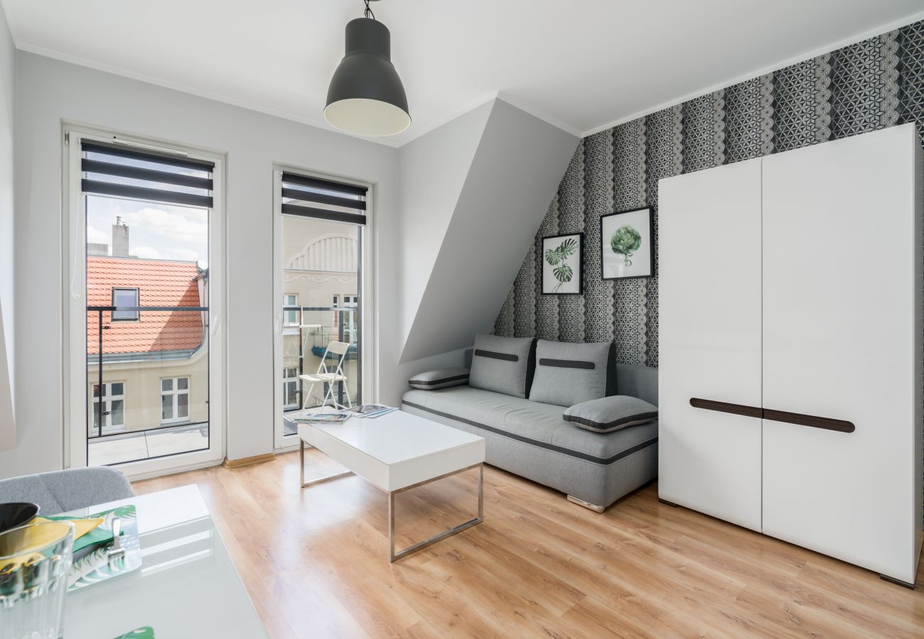 Ferienwohnung in Poznań - Różana 19/131, 1 Schlafzimmer, Balkon