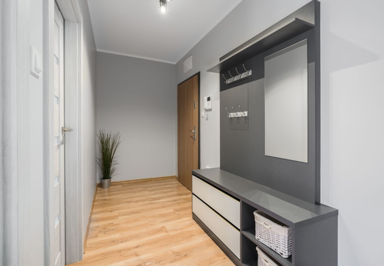 Ferienwohnung in Poznań - Różana 19/131, 1 Schlafzimmer, Balkon