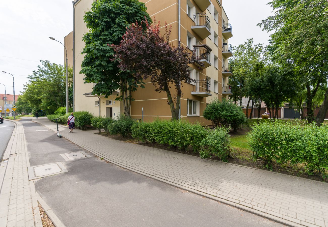 Ferienwohnung in Poznań - Dąbrowskiego 132, 1 Schlafzimmer, Balkon