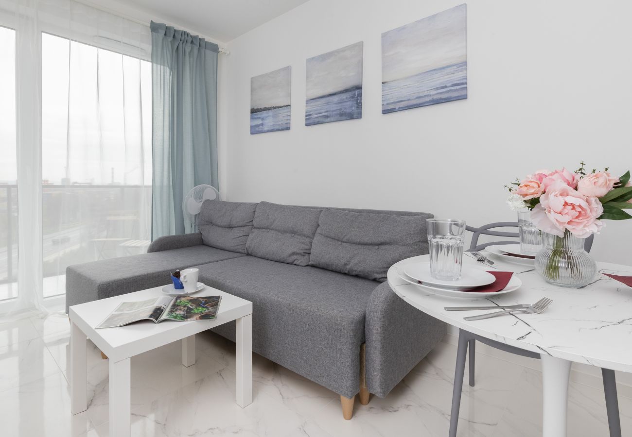 Ferienwohnung in Gdynia - Nasypowa 9/26, 1 Schlafzimmer, Balkon, Parkplatz