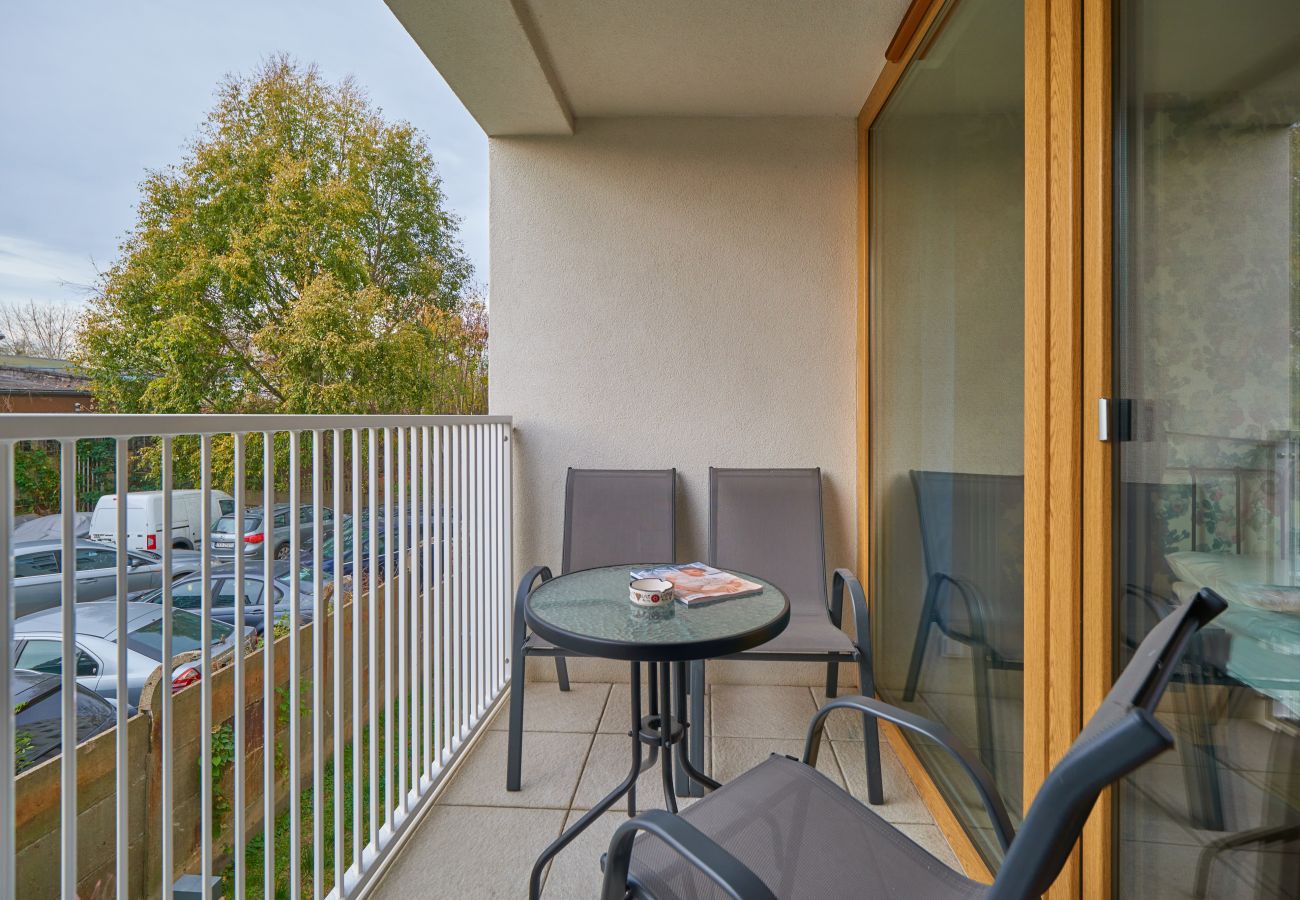 Ferienwohnung in Wrocław - Braniborska 50/6 | Wifi, 1 Schlafzimmer, Balkon, Parkplatz, Breslau