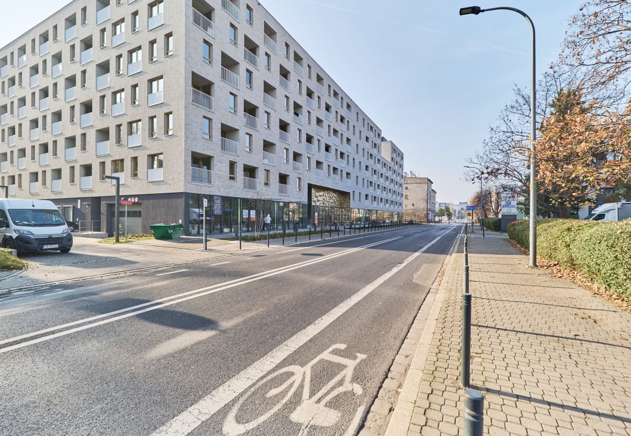 Ferienwohnung in Wrocław - Braniborska 50/6 | Wifi, 1 Schlafzimmer, Balkon, Parkplatz, Breslau