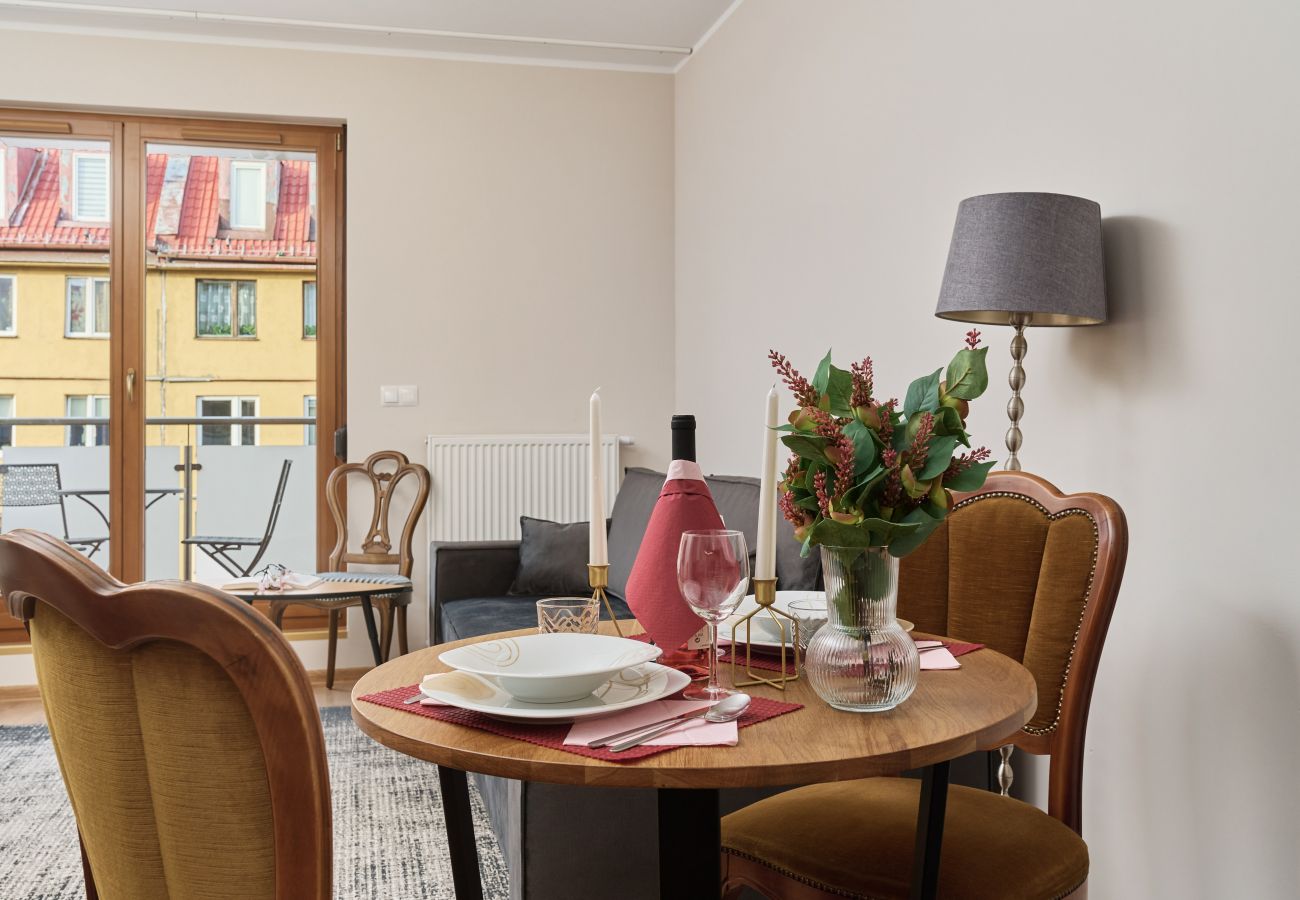 Ferienwohnung in Wrocław - Na Szańcach 8E/37, 1 Schlafzimmer, Balkon