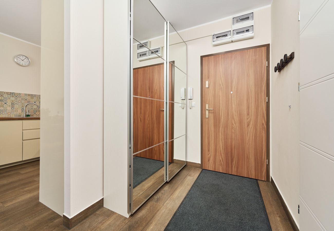 Ferienwohnung in Wrocław - Na Szańcach 8E/37, 1 Schlafzimmer, Balkon