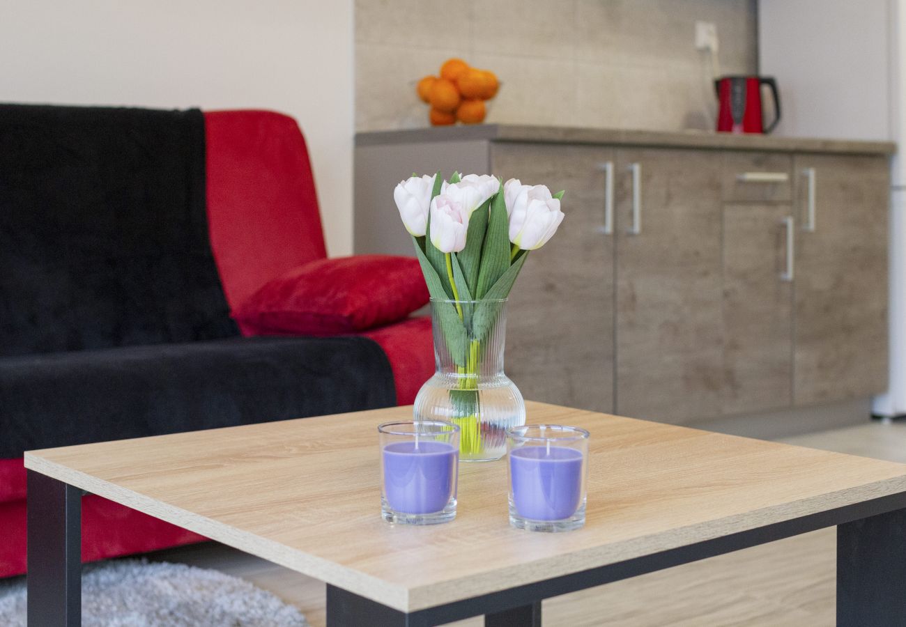 Ferienwohnung in Gdynia - Kościuszki 72 | Wifi, 1 Schlafzimmer, Balkon, Parkplatz, Gdynia