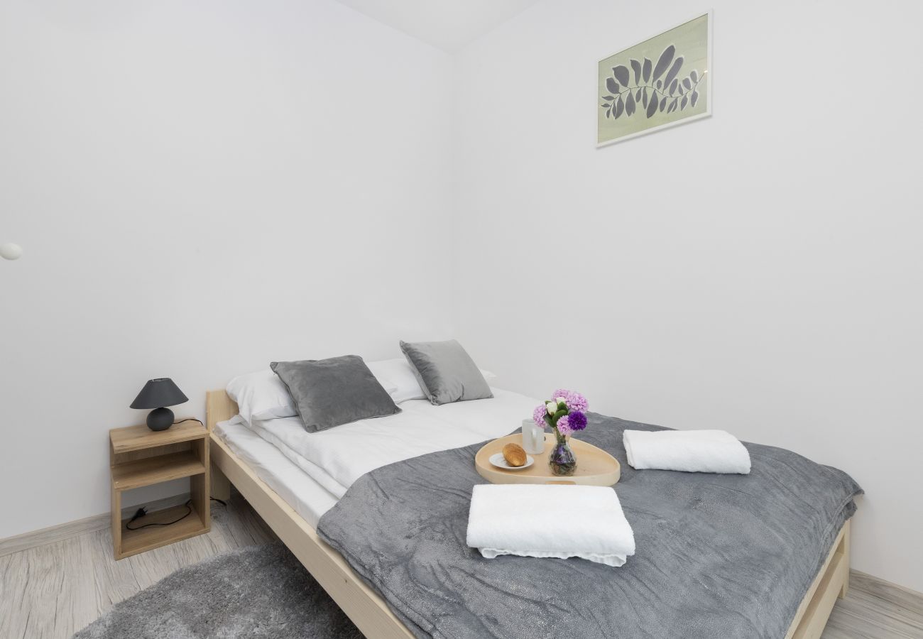 Ferienwohnung in Gdynia - Kościuszki 72 | Wifi, 1 Schlafzimmer, Balkon, Parkplatz, Gdynia