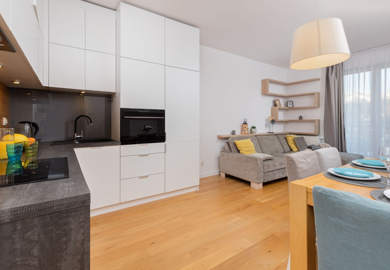 Ferienwohnung in Gdynia - Legionów 112B | Wifi, Tierfreundlich, 1 Schlafzimmer, Balkon, Parkplatz, Fitnessstudio, Gdynia