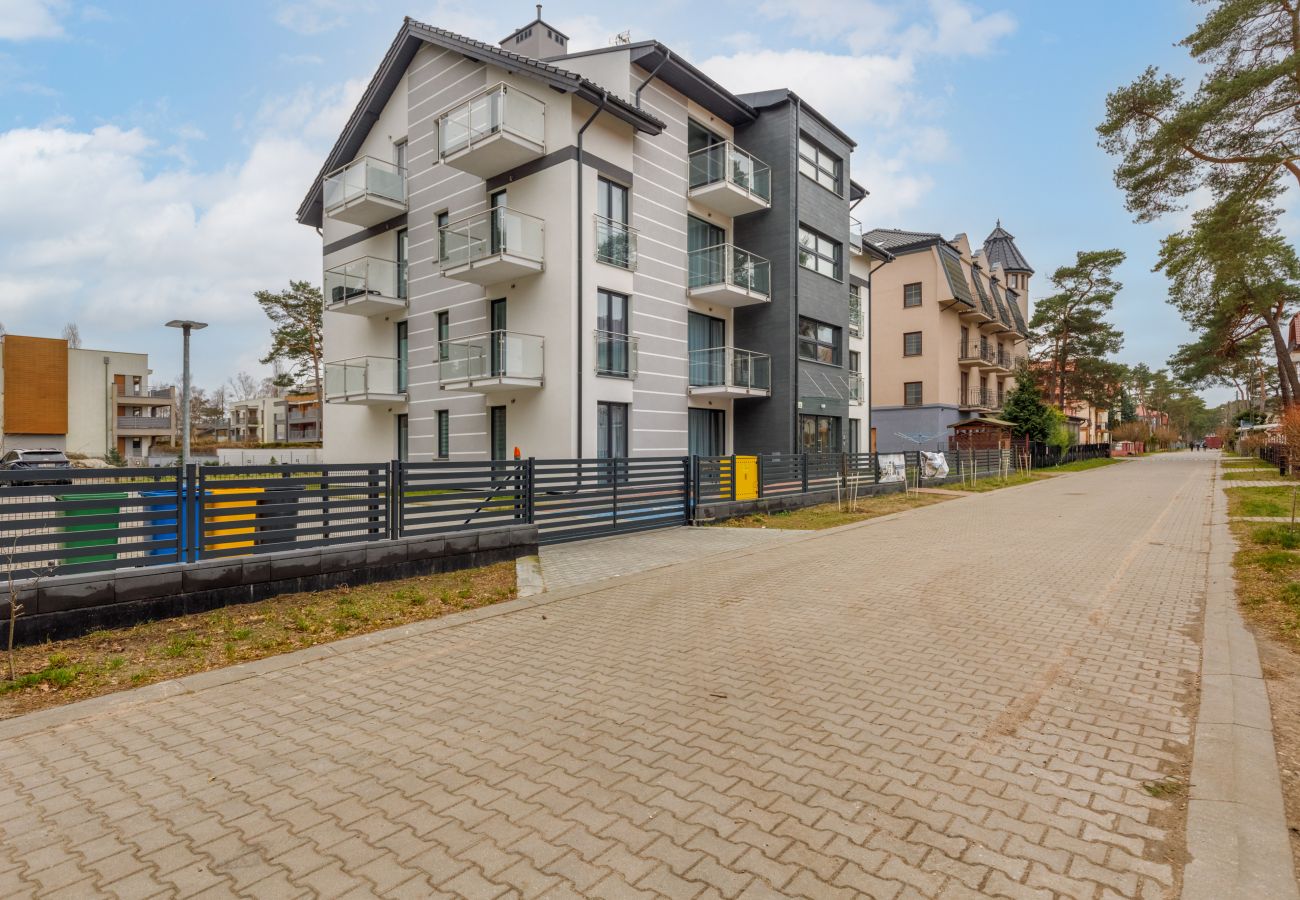 Ferienwohnung in Międzywodzie - Rybacka 2, Haustierfreundliches Appartement mit Parkplatz 