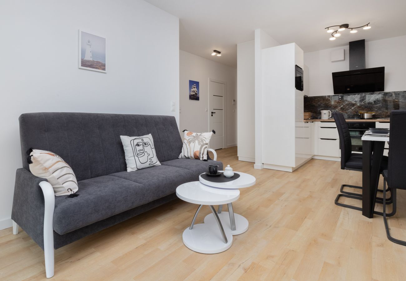 Ferienwohnung in Gdynia - Obrońców Wybrzeża 8 | Wifi, 1 Schlafzimmer, Balkon, Parkplatz, Gdynia