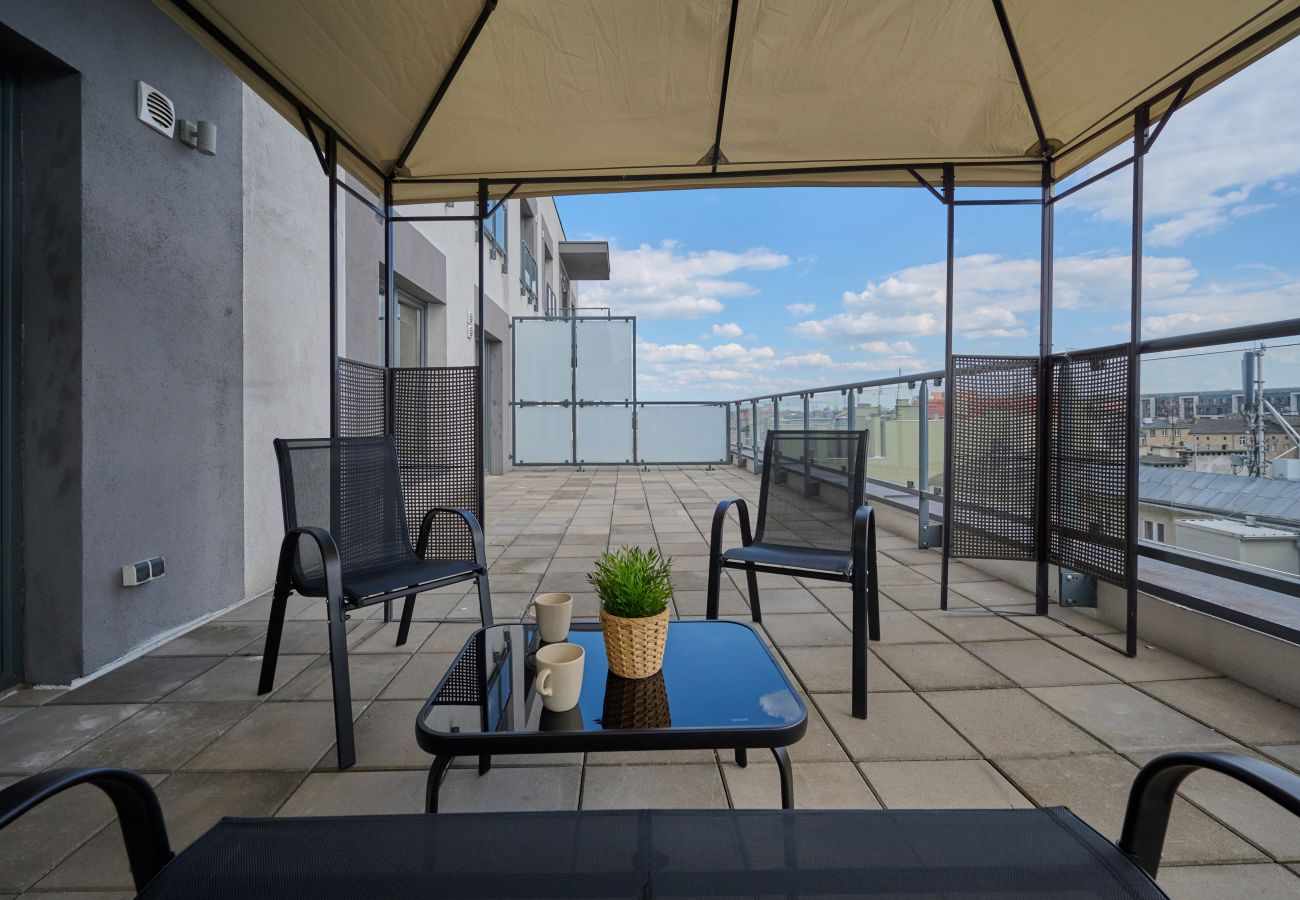 Ferienwohnung in Wrocław - Kosciuszki 142B - 1-Schlafzimmer-Wohnung mit Terrasse