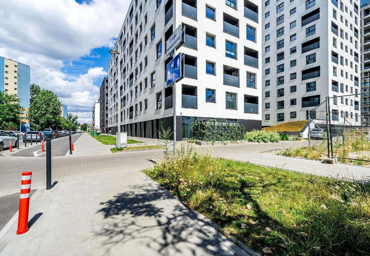 Ferienwohnung in Wrocław - Apartment mit Balkon in der Nähe des Sky Tower