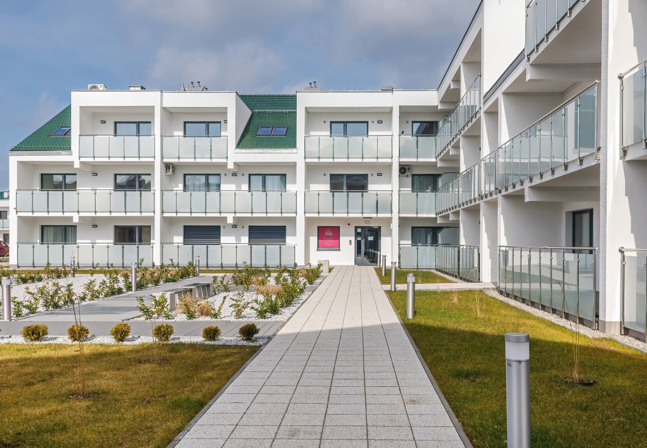 Ferienwohnung in Grzybowo - Sunset Resort Apartment mit Balkon | 500 m zum Strand | 1 Schlafzimmer