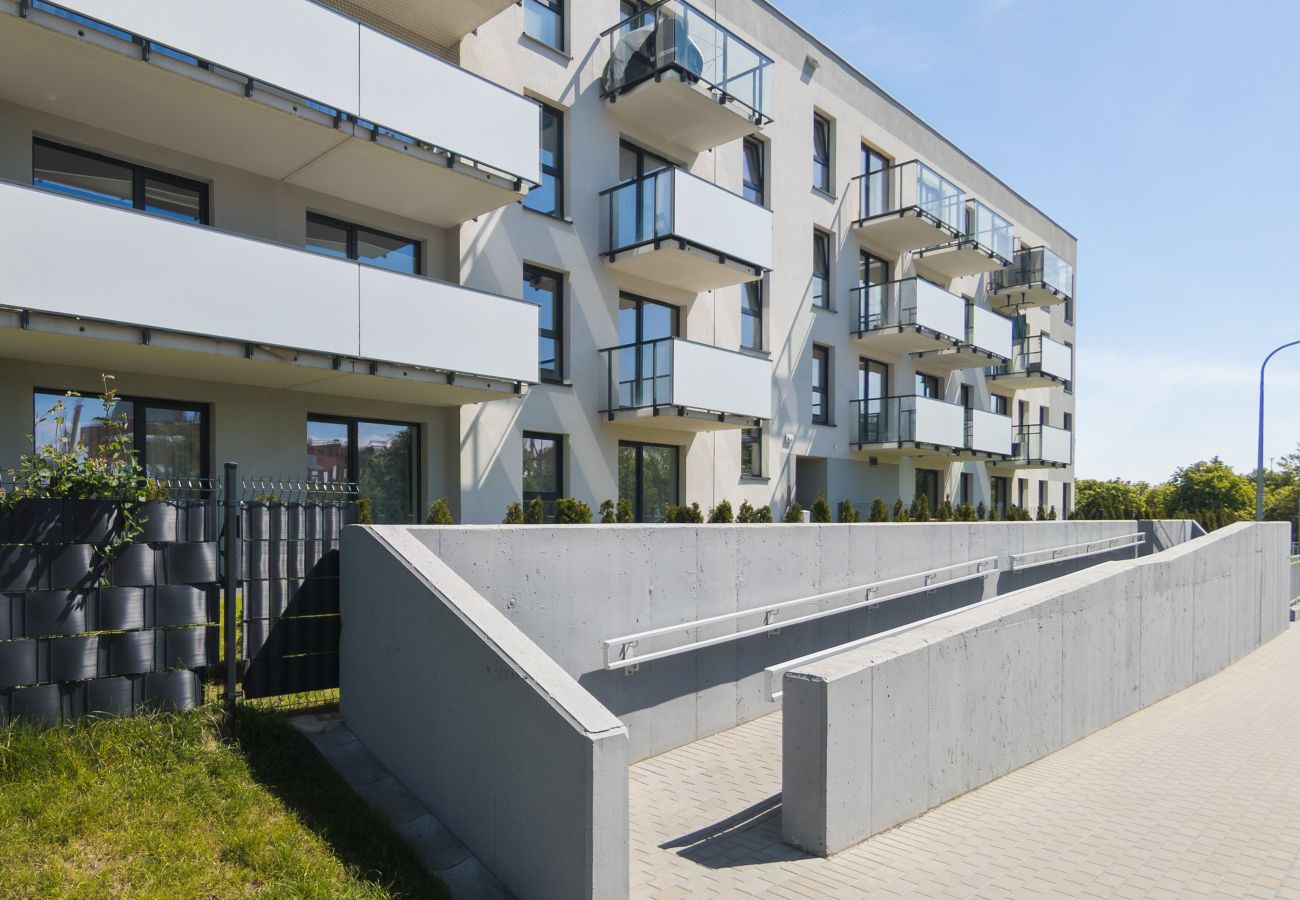 Ferienwohnung in Gdynia - Wohnung Nasypowa 9, 1 Schlafzimmer, Parkplatz, Terrasse