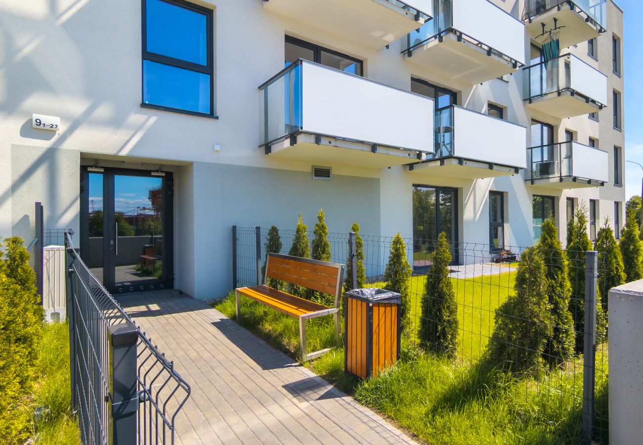 Ferienwohnung in Gdynia - Wohnung Nasypowa 9, 1 Schlafzimmer, Parkplatz, Terrasse