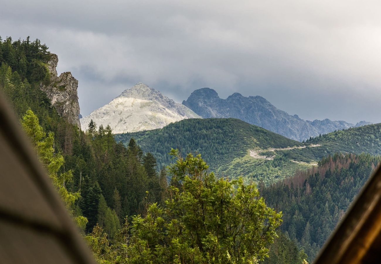 Ferienwohnung in Zakopane - Zweistöckiges Paradies mit Parkplatz und Balkon